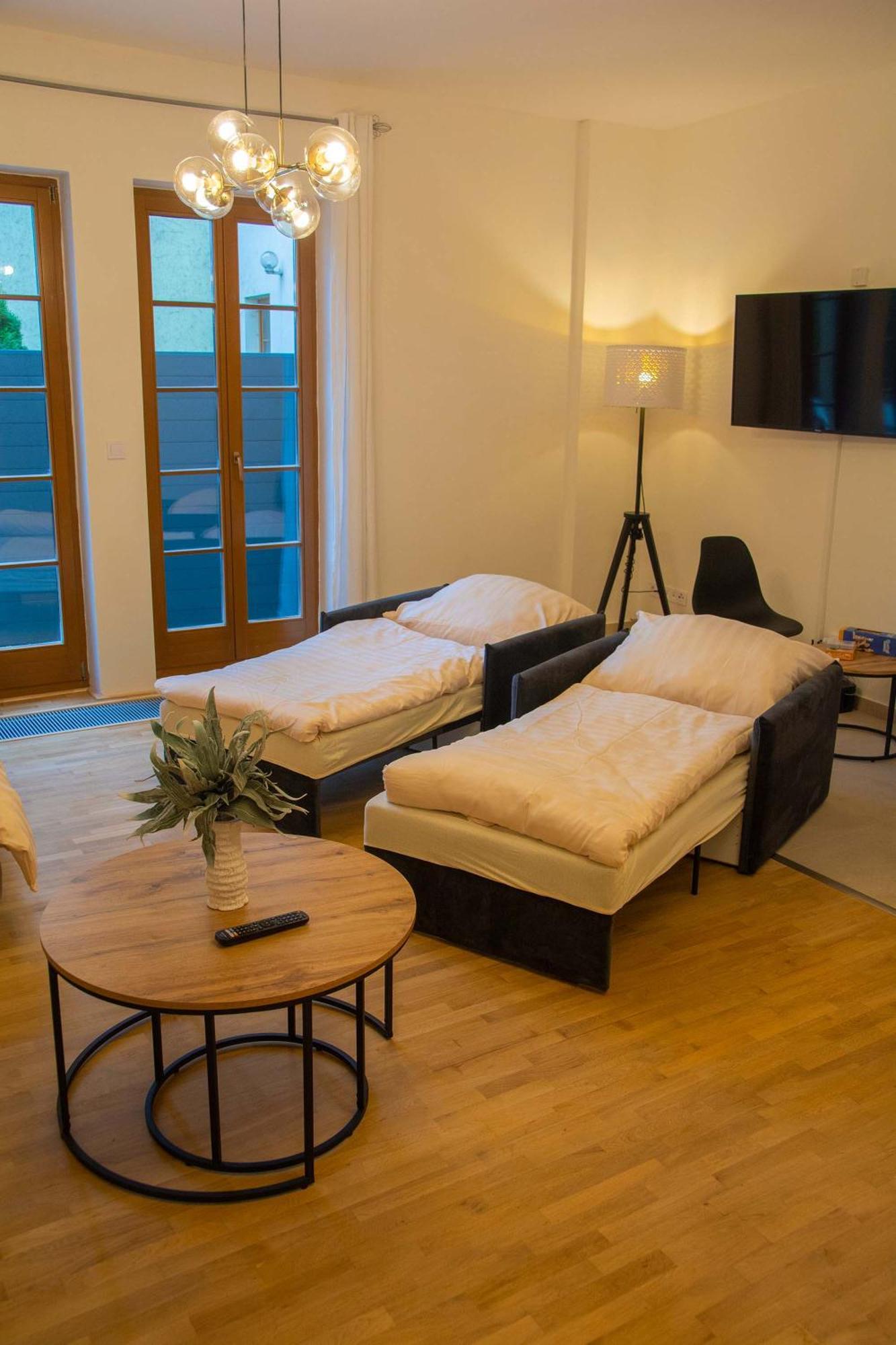 New City Centre Garden Apartment - Central Location Prague Exterior photo