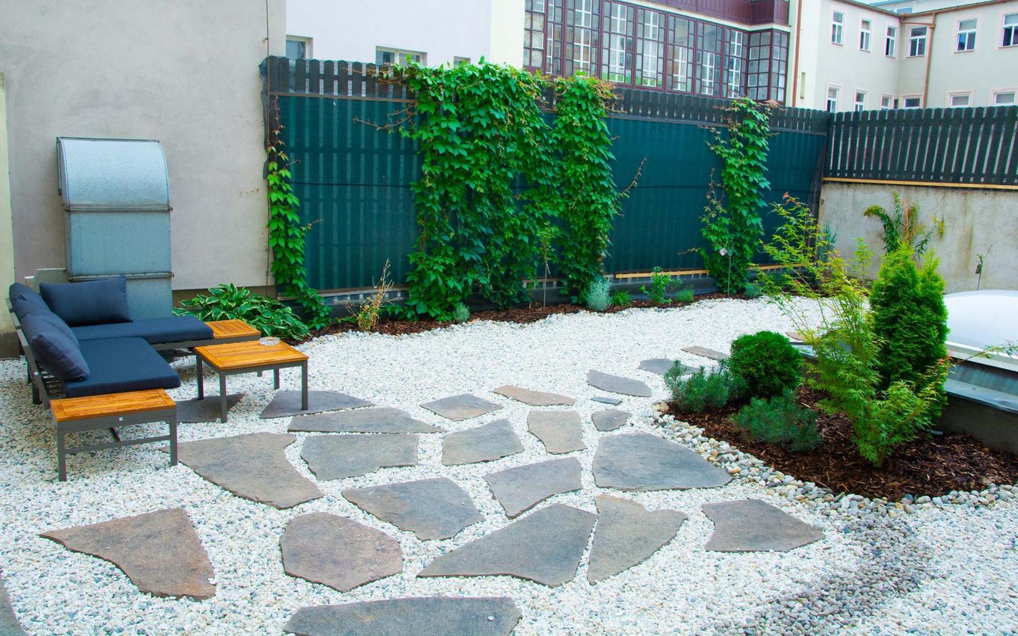 New City Centre Garden Apartment - Central Location Prague Exterior photo